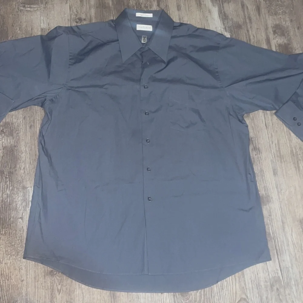 Van Heusen XL - Picture 2 of 6